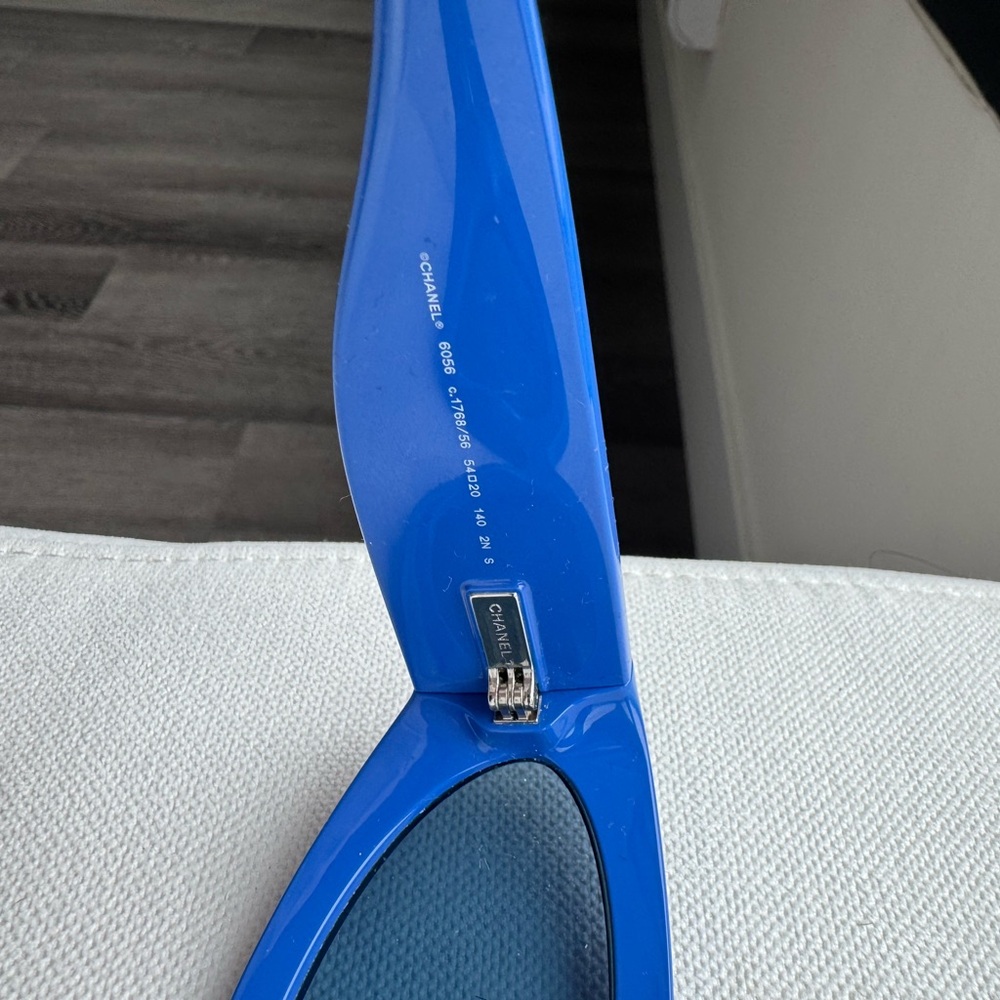 Chanel Blue and Black Logo Sunglasses - Picture 6 of 6